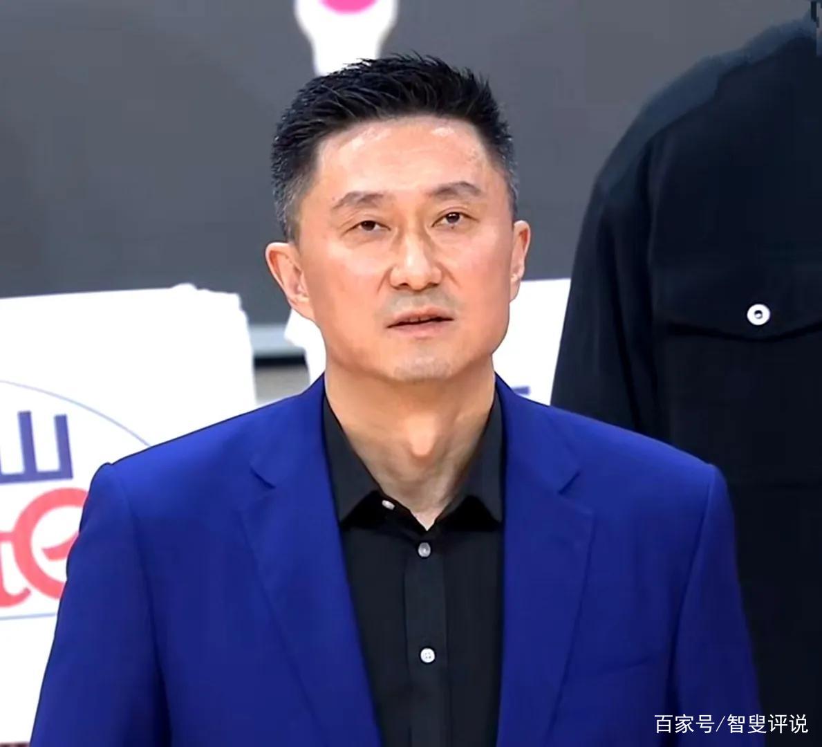 包含西甲赛程吃紧,广州队赛前主帅复盘,话题不断,阵容厚度经受考验的词条 包含西甲赛程吃紧,广州队赛前主帅复盘,话题不断,阵容厚度经受考验的词条