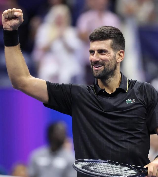 国王杯倒计时；皇家马德里国际比赛日官宣签约；细节引发关注；管理层满意；更衣室氛围转暖的简单介绍