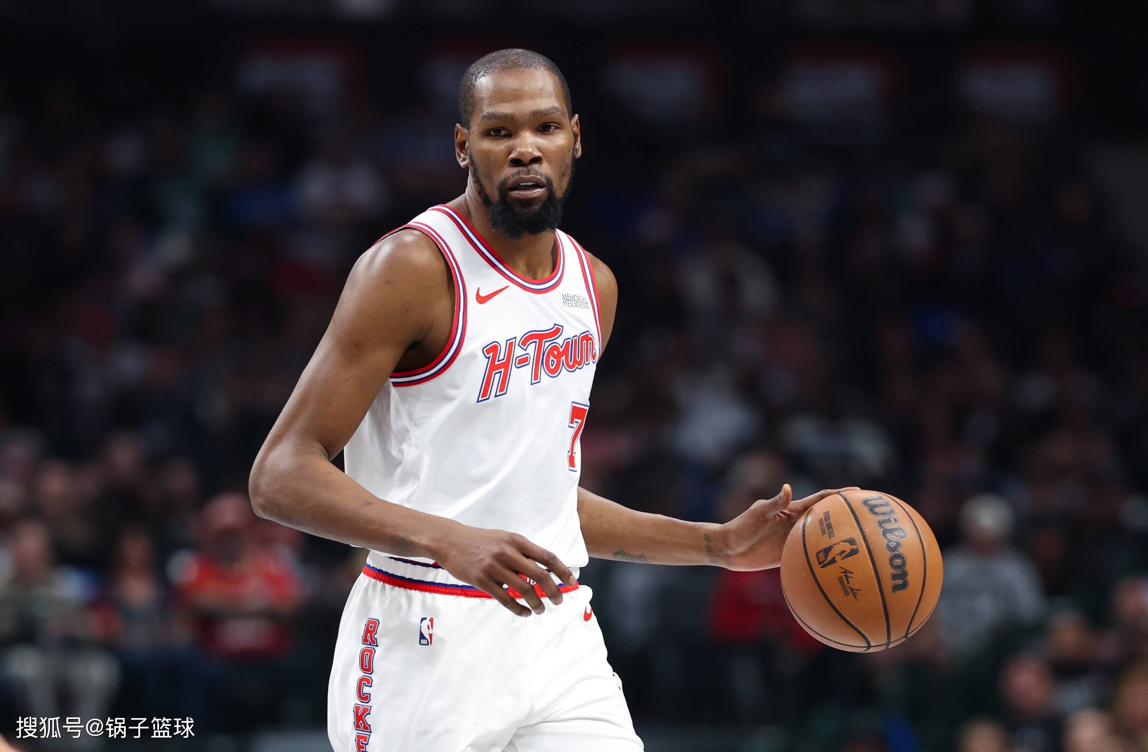 杜兰特在篮网打的第一场比赛 杜兰特在篮网打的第一场比赛